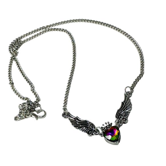 Beautiful Little winged heart articulated necklace with a vitrial Crystal Heart - Picture 7 of 8